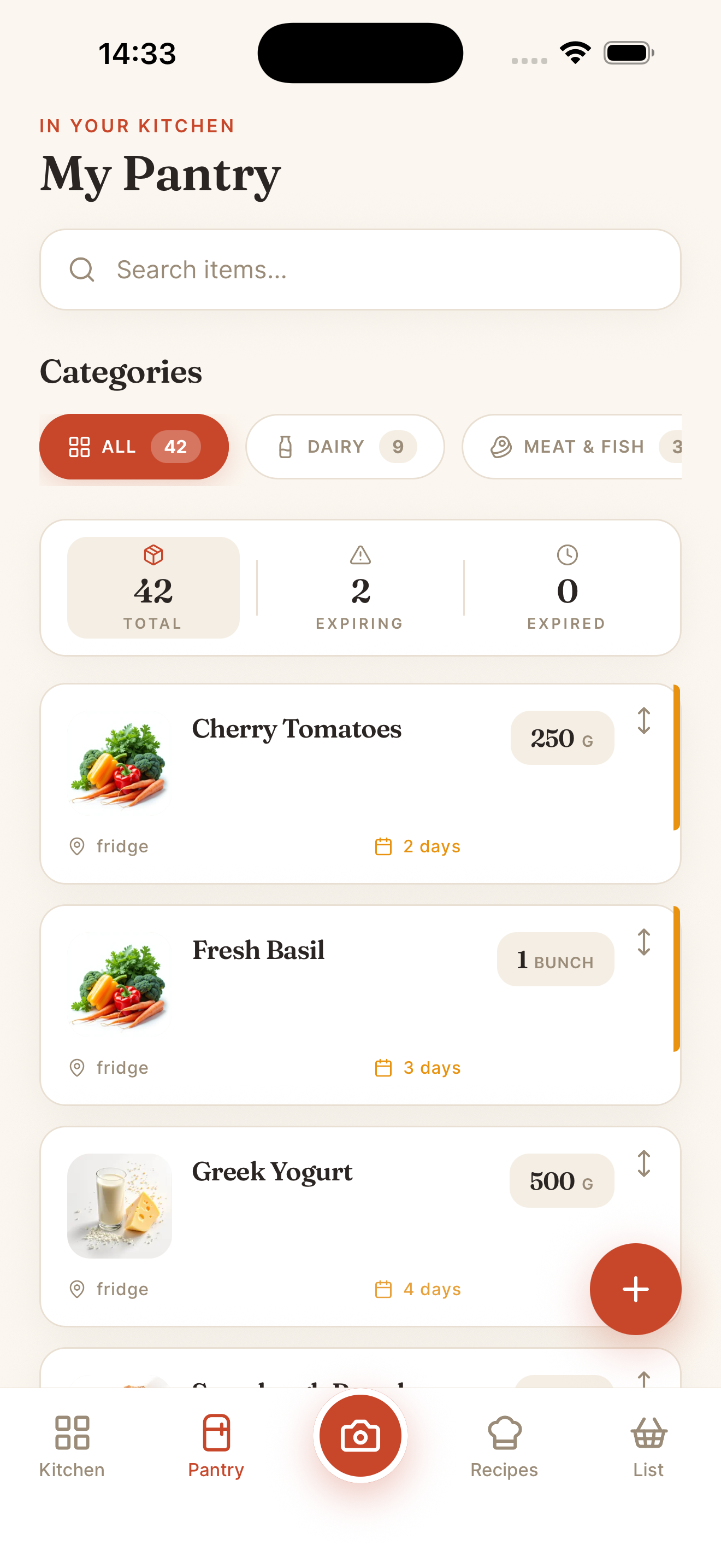 Stovd pantry — 42 items with freshness tracking